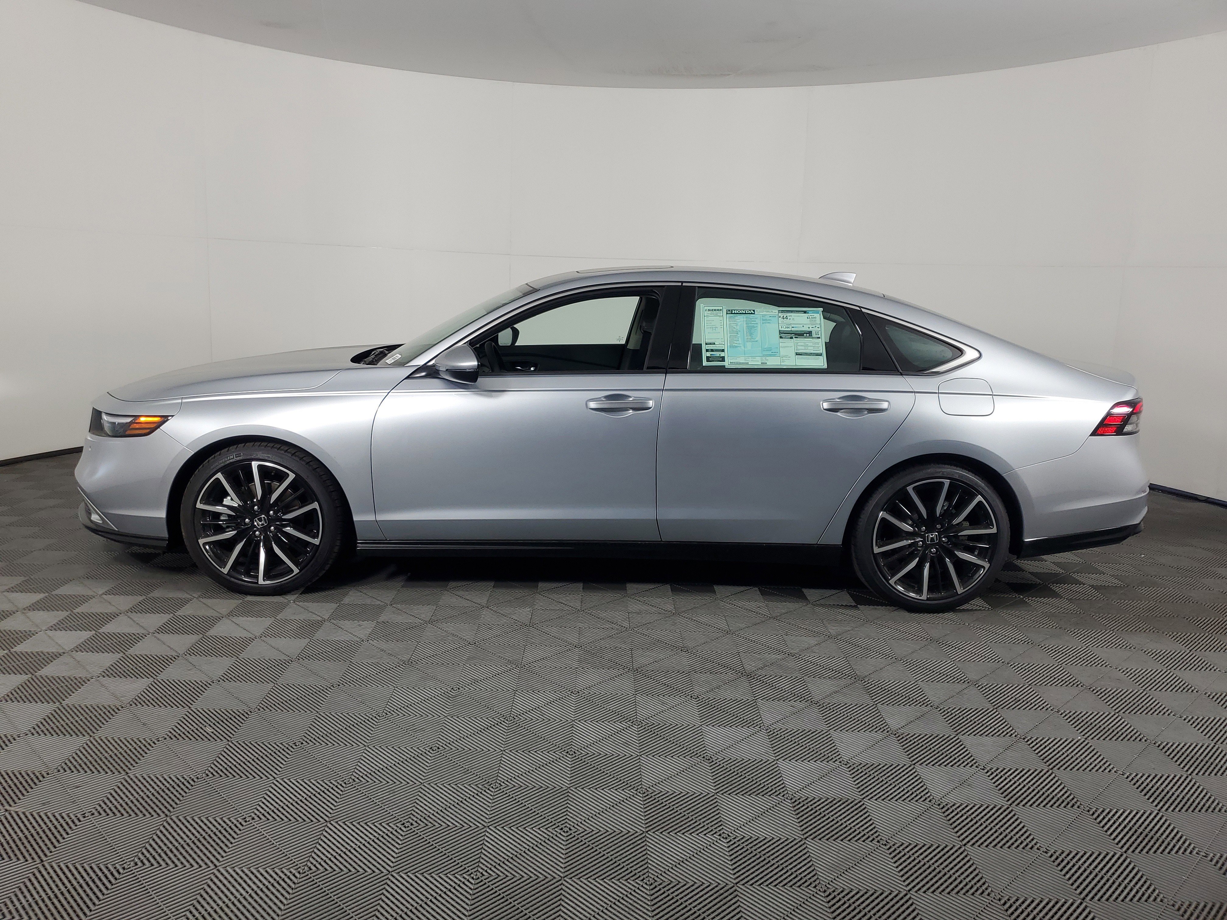 New 2025 Honda Accord Touring image 7