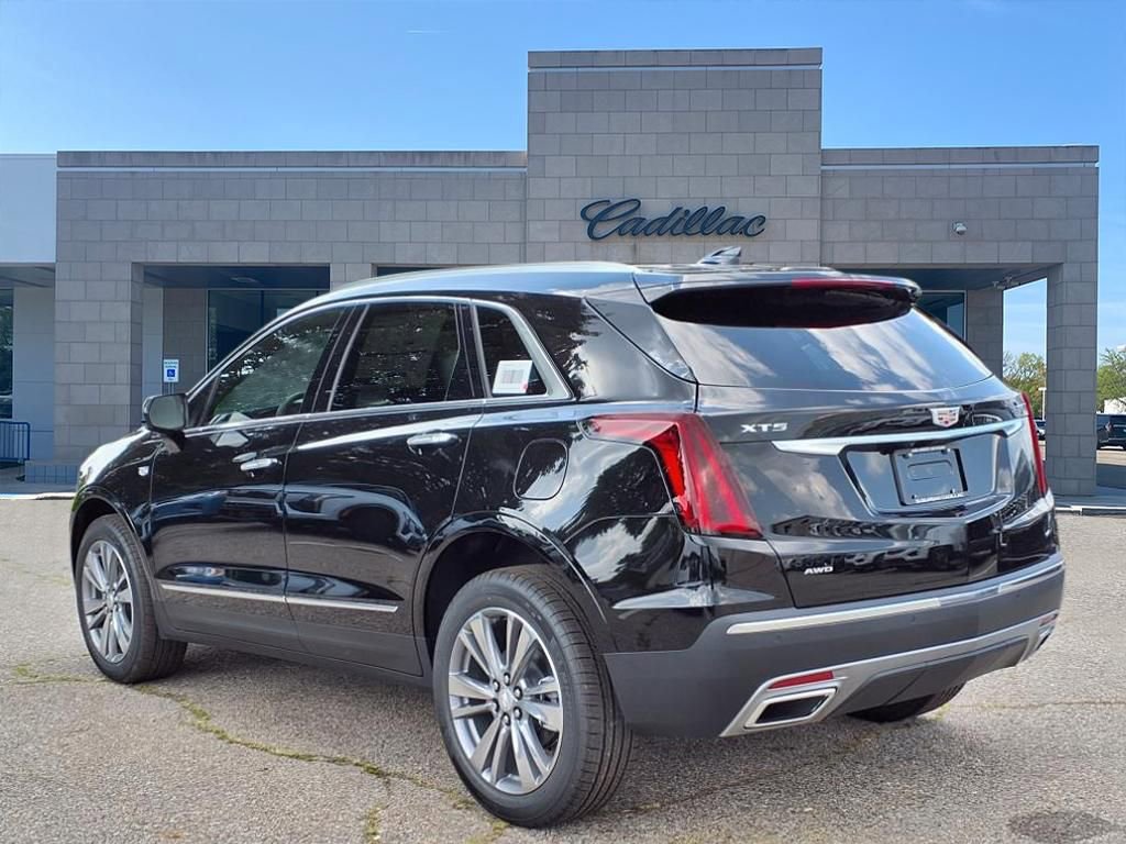 New 2025 Cadillac XT5 Premium Luxury w/ LPO, Floor Liner Package image 6