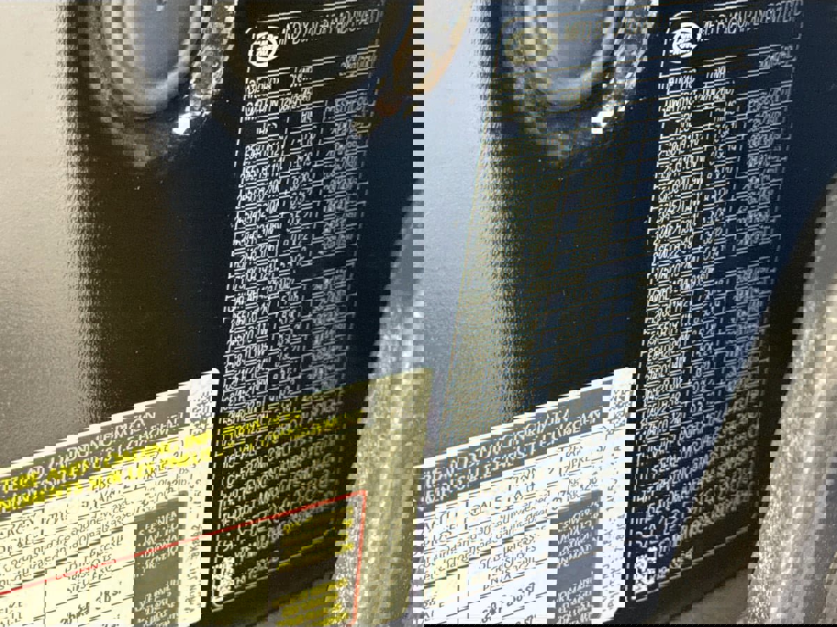 Used 2019 Land Rover Range Rover Velar S image 43