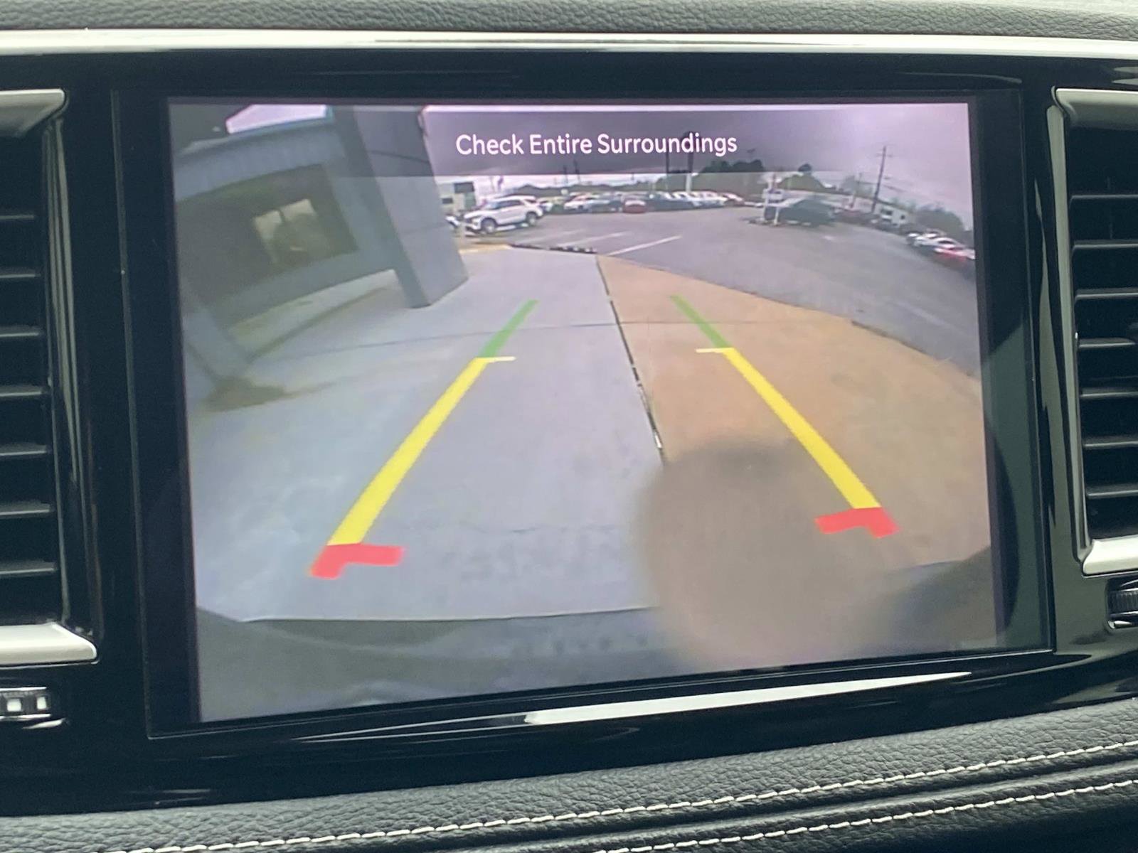 Used 2023 Chrysler Pacifica Touring-L image 23