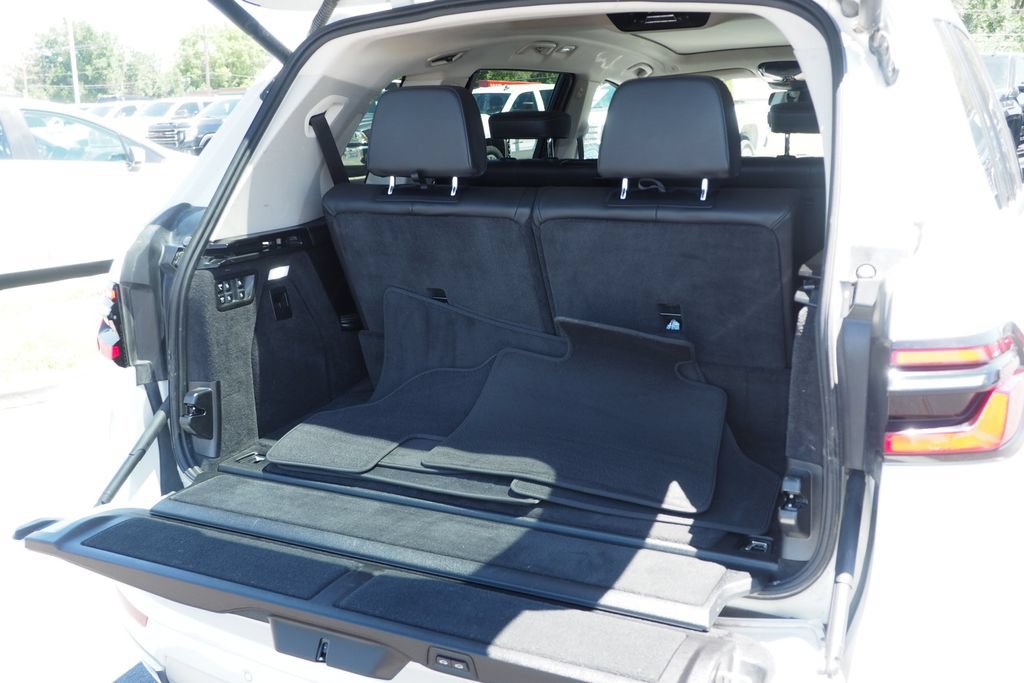 Used 2026 BMW X7 xDrive40i AWD/4WD image 19
