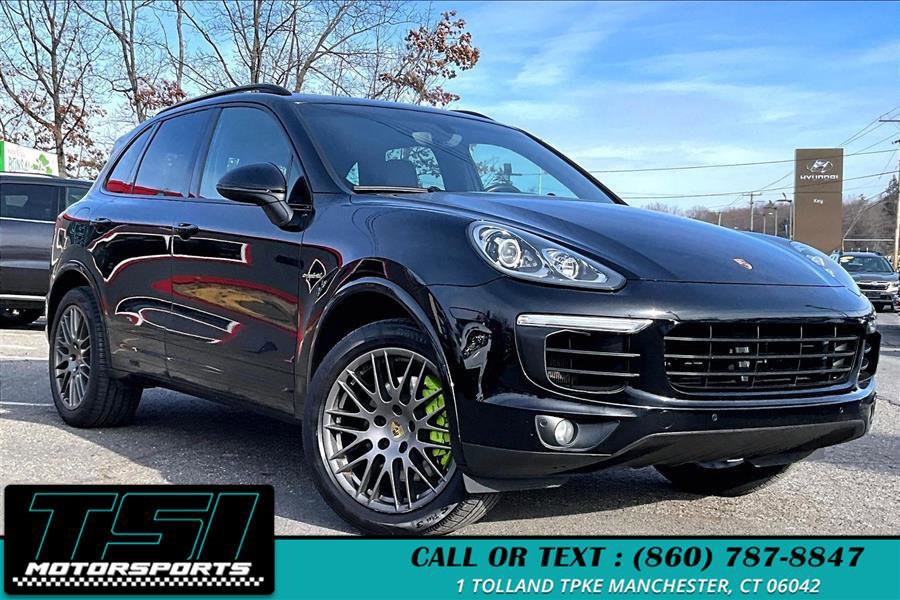 Used 2016 Porsche Cayenne S image 1