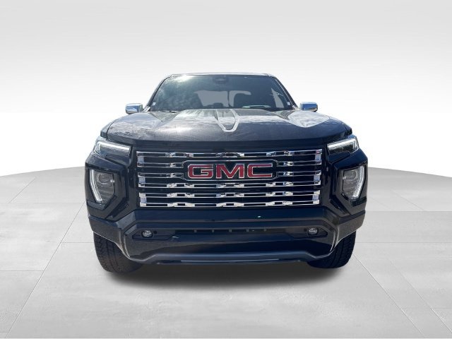 New 2026 GMC Canyon Denali w/ LPO, Denali Black Edition AWD/4WD image 8