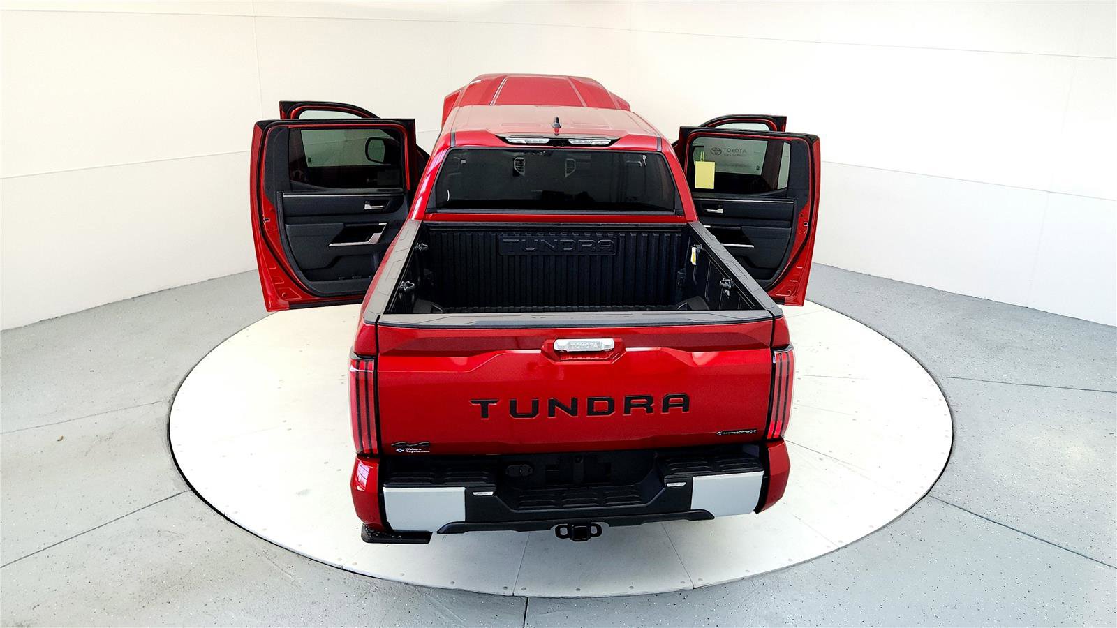 Used 2025 Toyota Tundra Limited image 19