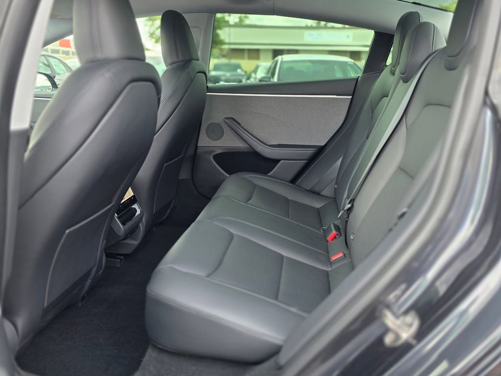Used 2024 Tesla Model 3 Standard Range image 15