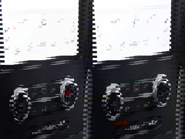 Used 2022 Ford Edge SEL image 30