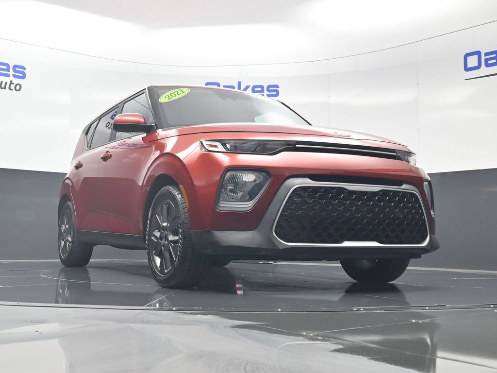 Certified 2021 Kia Soul S FWD image 35
