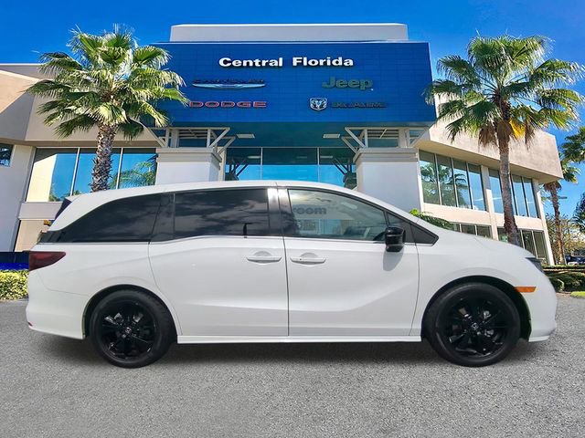 Used 2024 Honda Odyssey Sport image 4