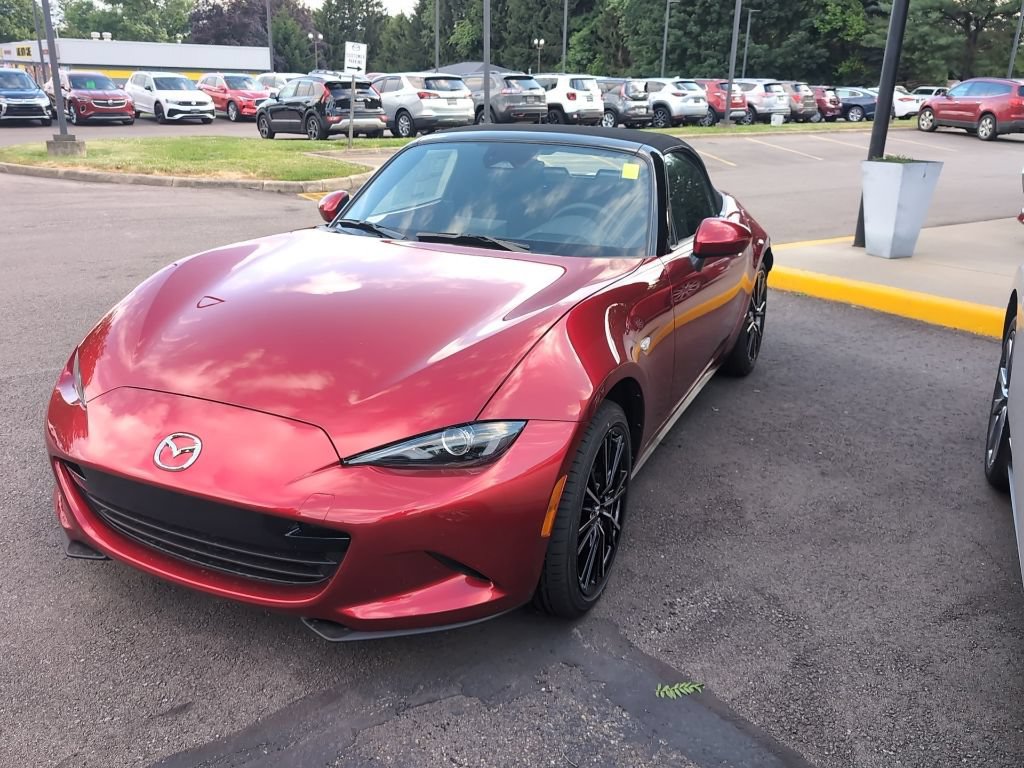 New 2026 MAZDA MX-5 Miata Grand Touring RWD image 17