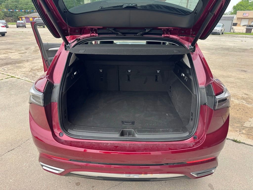 Used 2024 Buick Envision Avenir AWD/4WD image 19