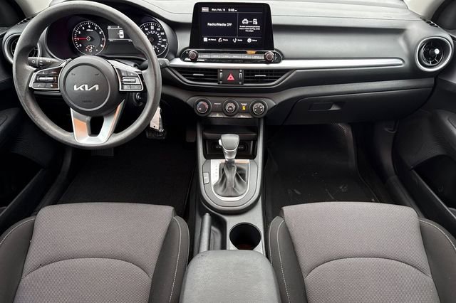 Certified 2022 Kia Forte LXS image 17
