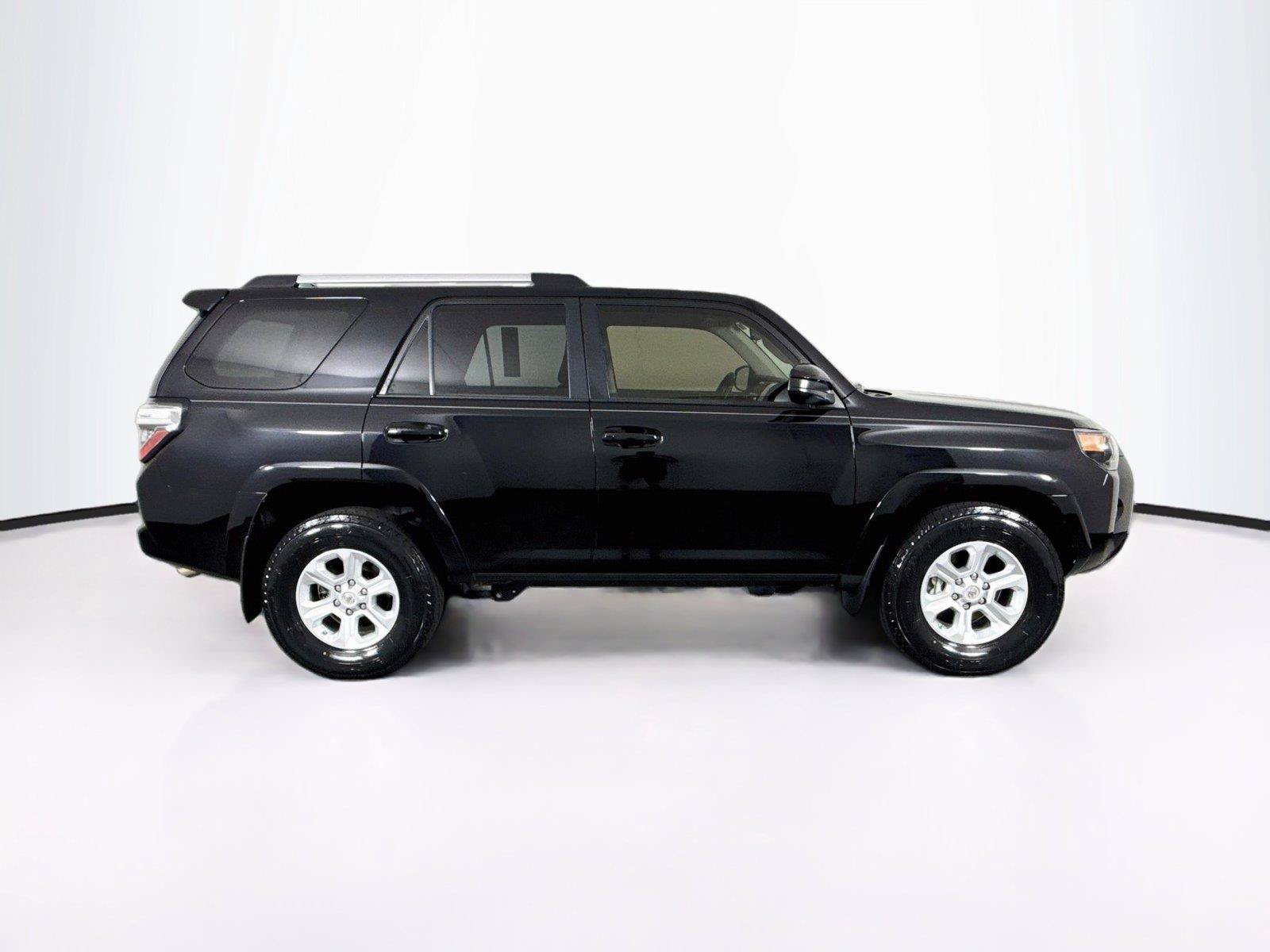 Used 2019 Toyota 4Runner SR5 RWD image 10