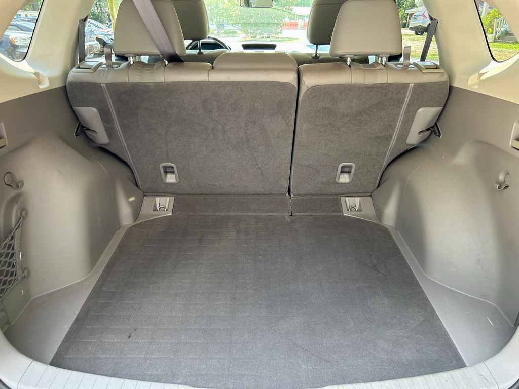 Used 2012 Honda CR-V EX-L image 16