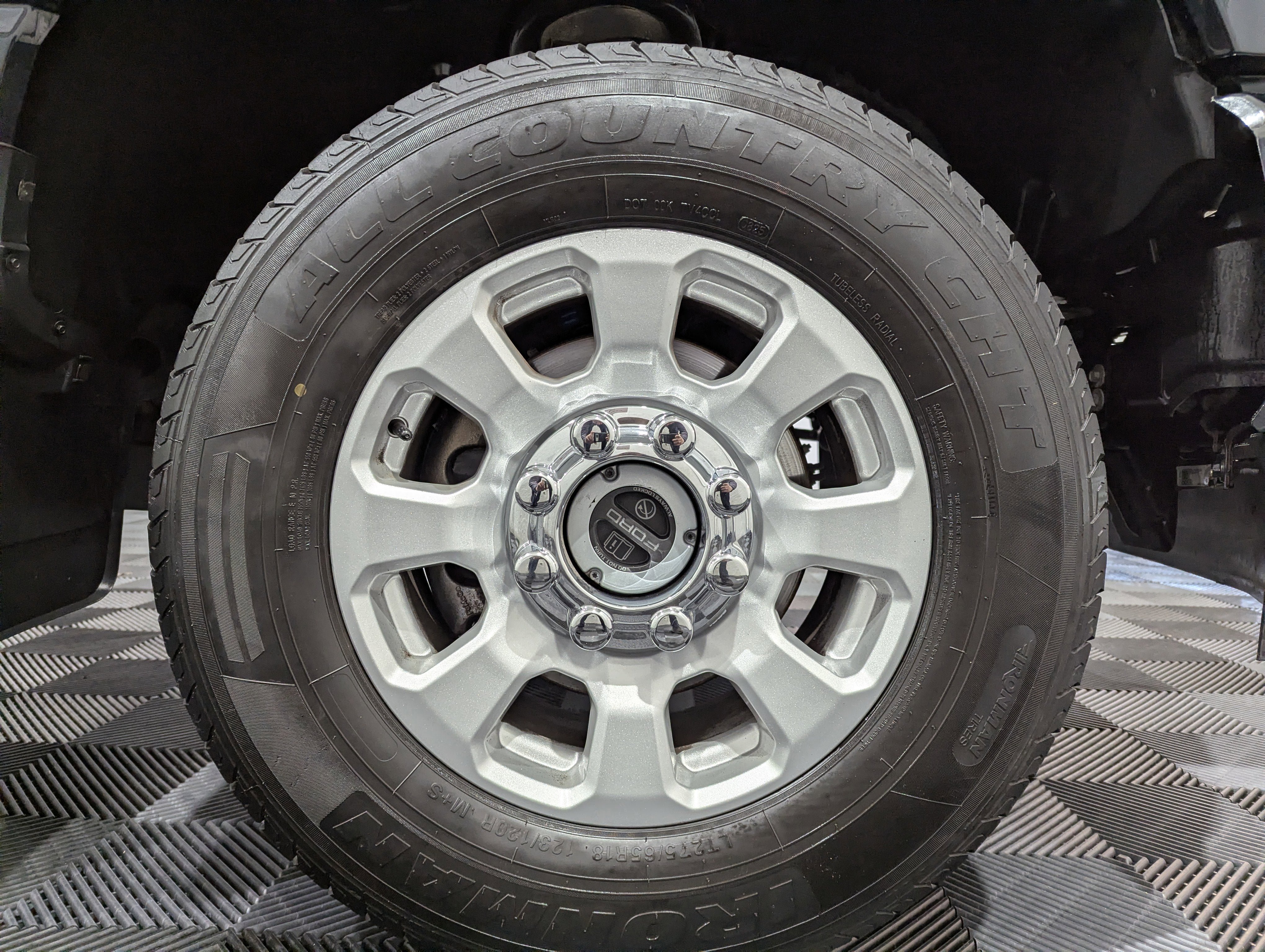 Used 2024 Ford F350 XLT AWD/4WD image 5