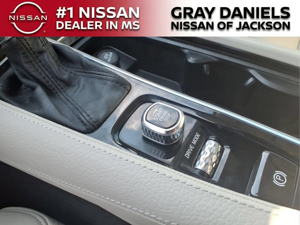 Used 2018 Volvo S90 T5 Momentum w/ Convenience Package FWD image 17