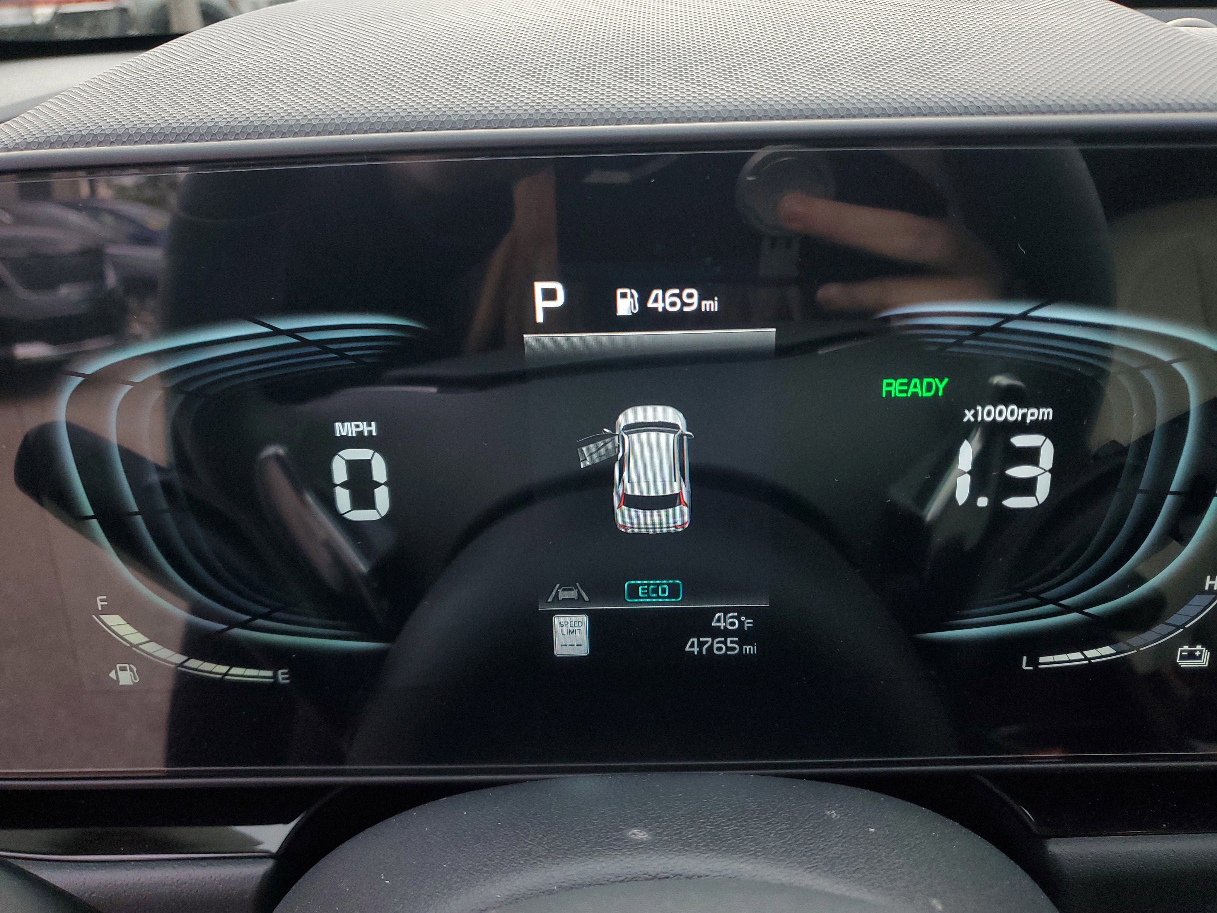 Used 2025 Kia Niro EX image 33