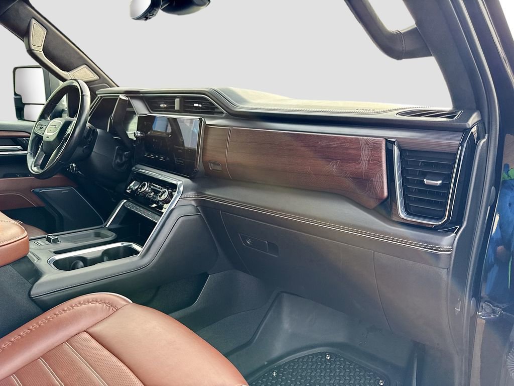 Used 2024 GMC Sierra 2500 Denali Ultimate image 31