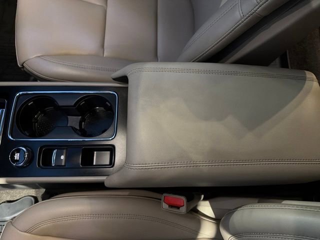 Certified 2023 Lincoln Corsair AWD image 28