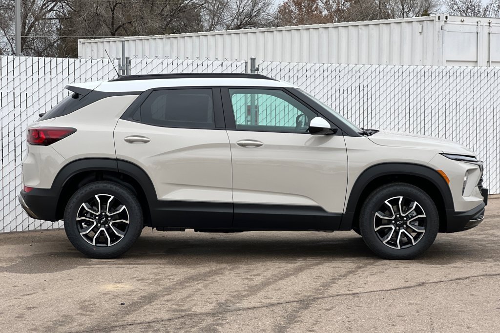 New 2026 Chevrolet TrailBlazer ACTIV w/ Convenience Package image 3