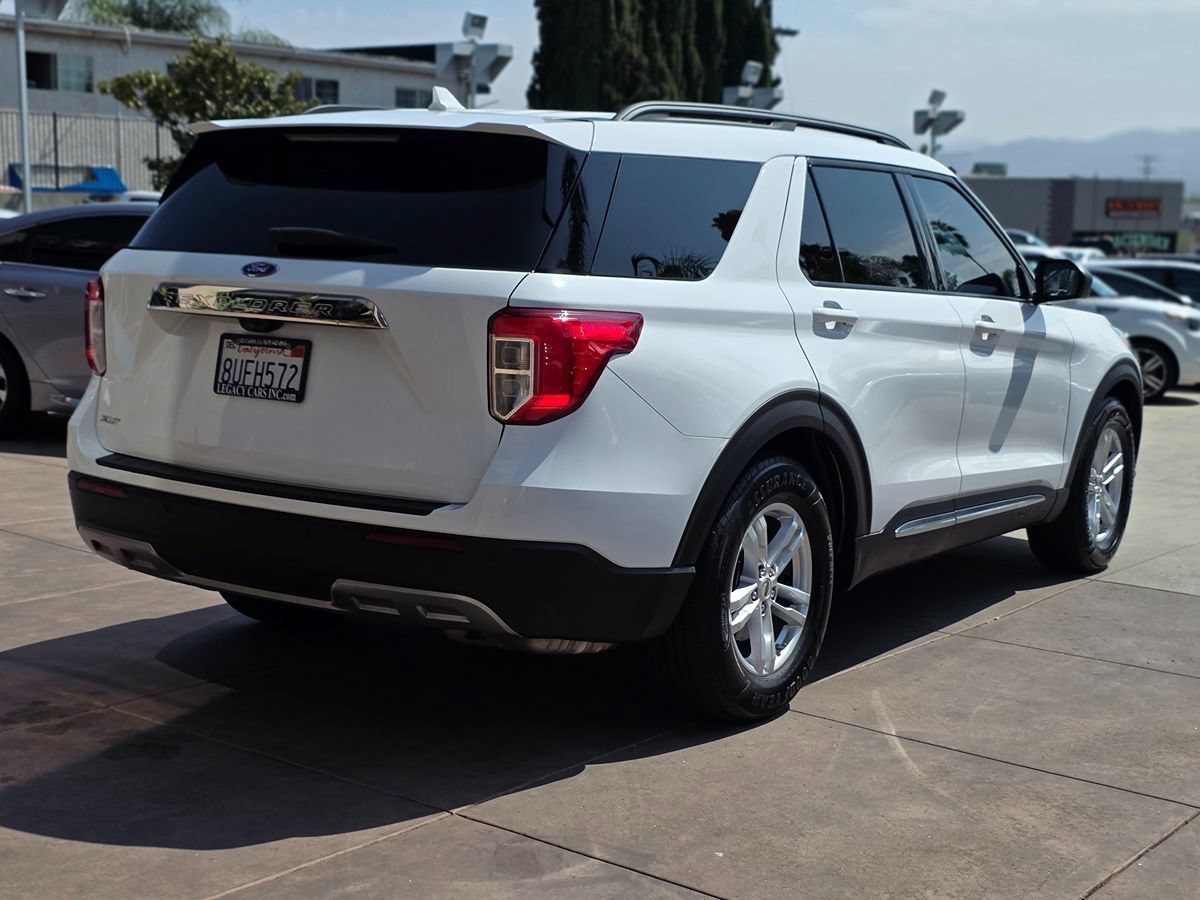 Used 2020 Ford Explorer XLT w/ Equipment Group 202A RWD image 12