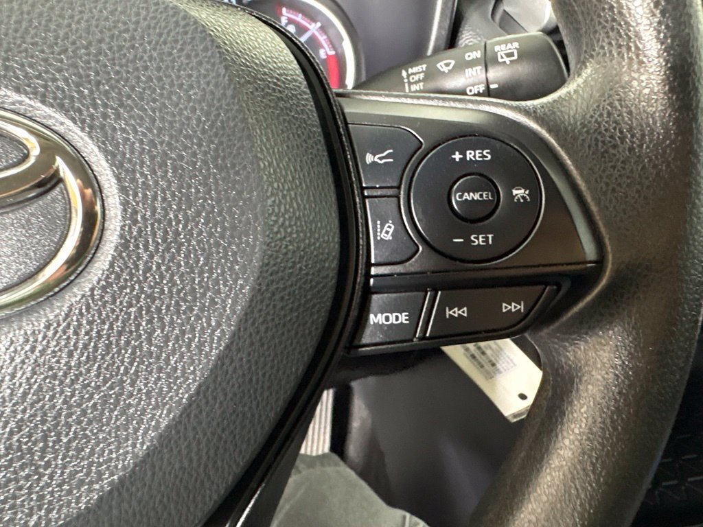 Used 2024 Toyota RAV4 LE FWD image 25