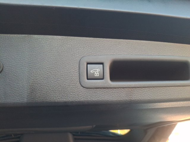 New 2026 Toyota Sienna XLE AWD/4WD image 30