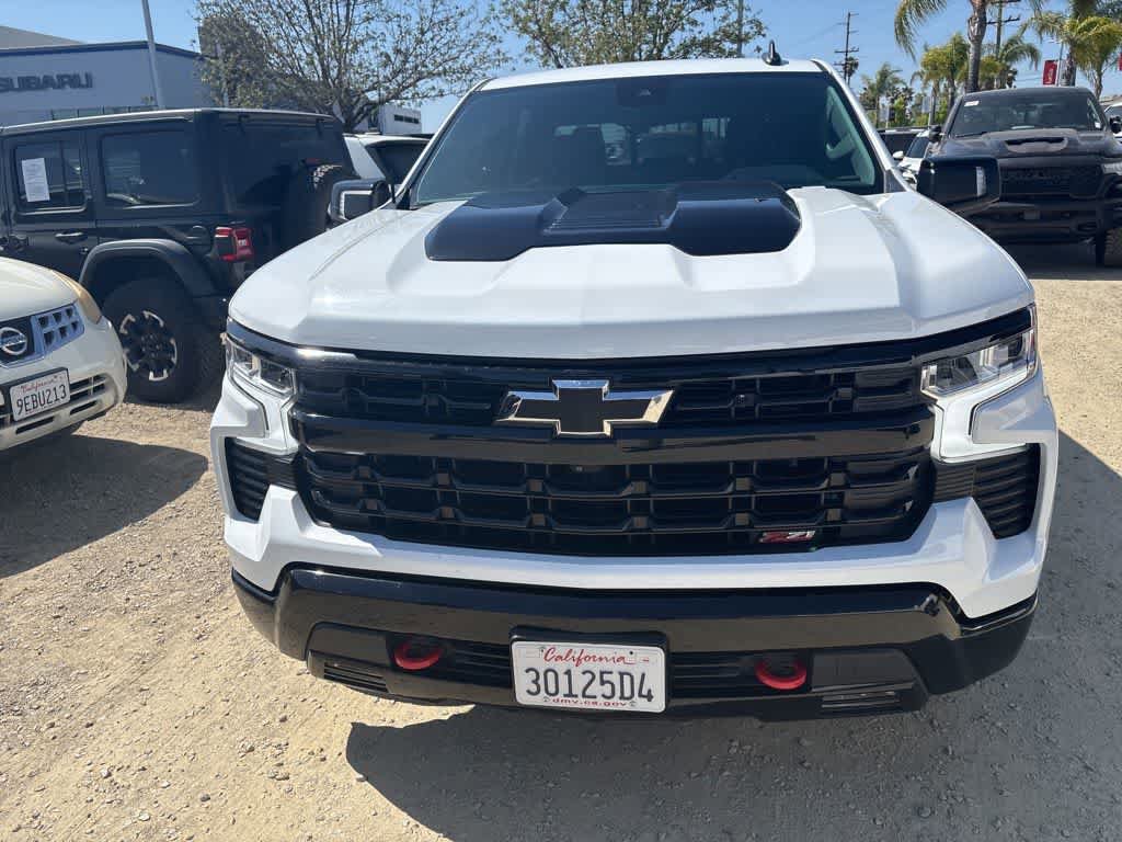 Used 2022 Chevrolet Silverado 1500 LT Trail Boss w/ LT Trail Boss Premium Package AWD/4WD image 2