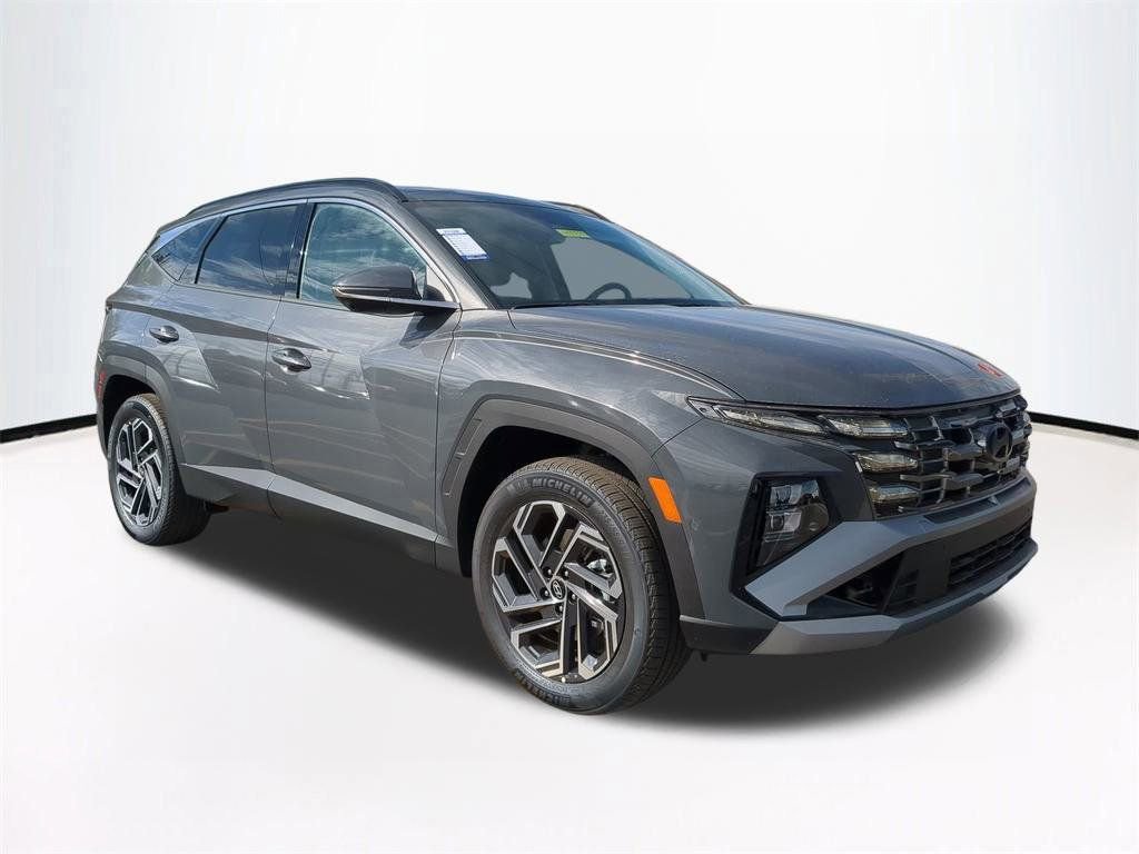 New 2026 Hyundai Tucson Limited AWD/4WD image 2