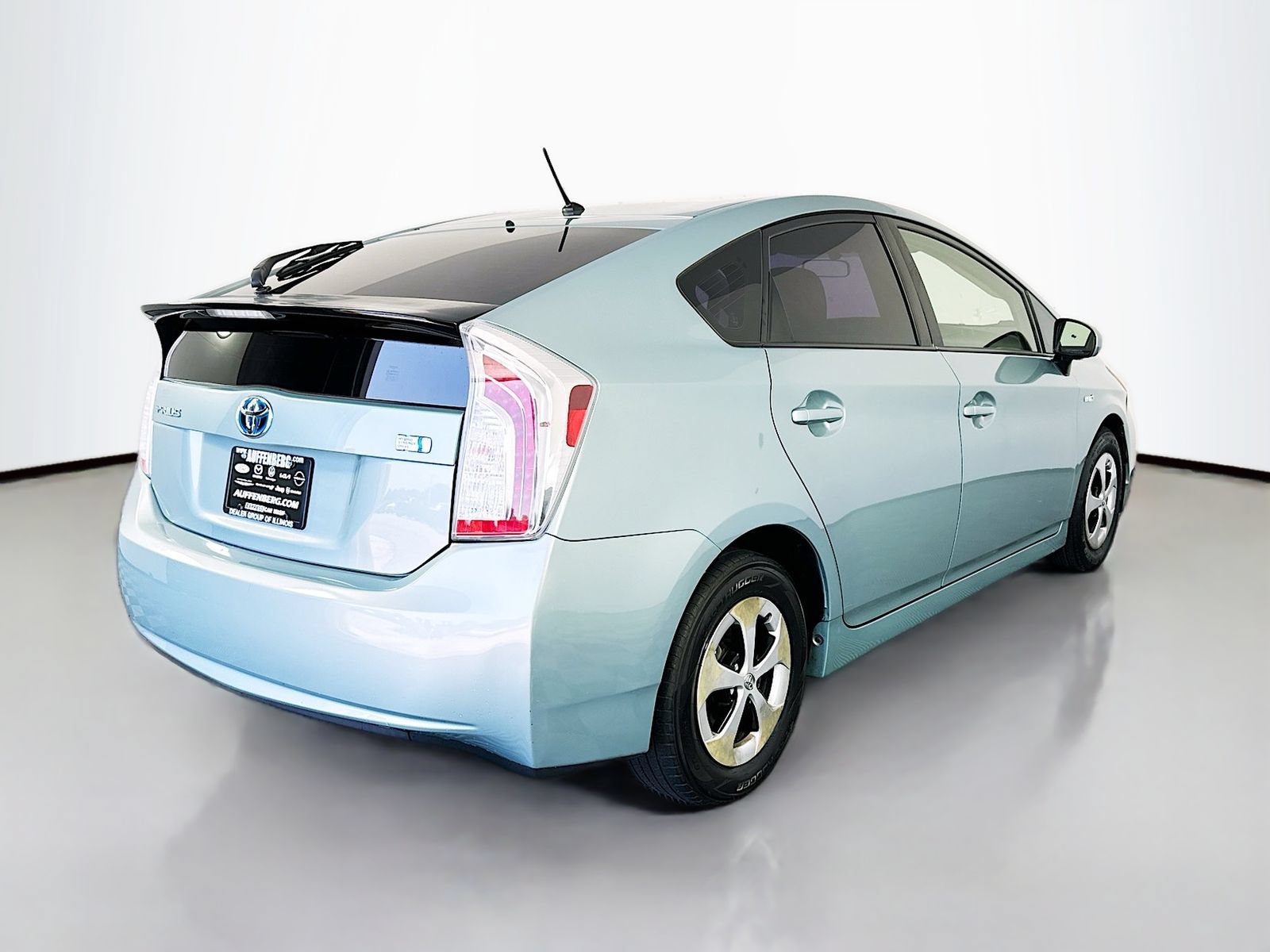 Used 2014 Toyota Prius Two FWD image 7