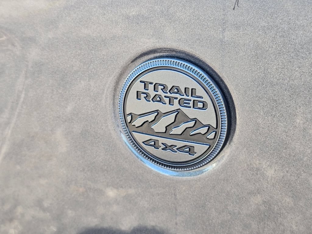Used 2023 Jeep Gladiator Sport AWD/4WD image 22