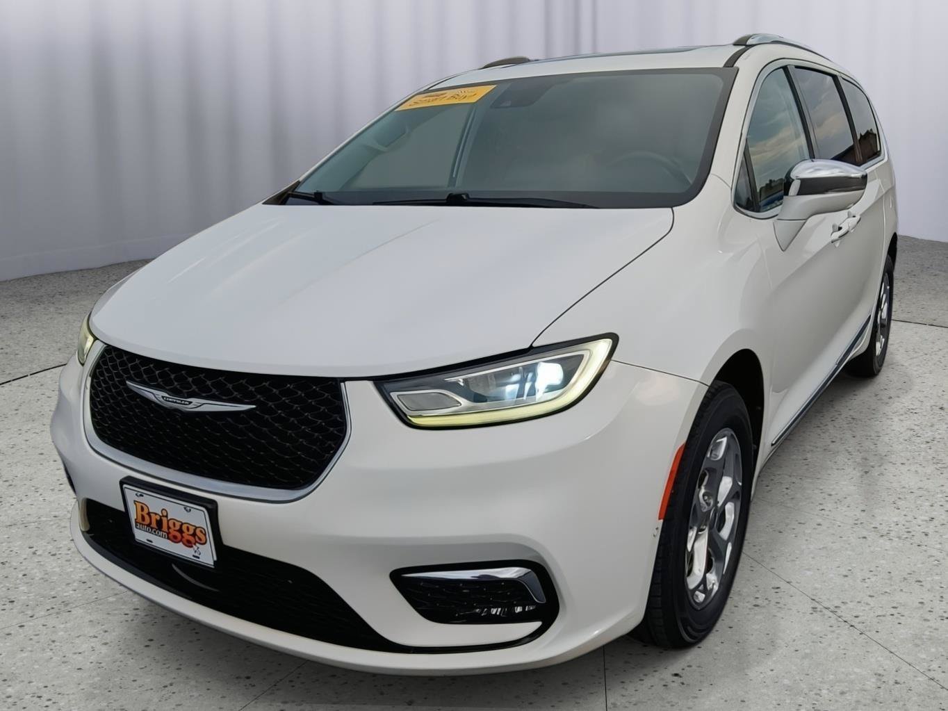 Used 2021 Chrysler Pacifica Limited w/ Premium & Safety Sphere Group