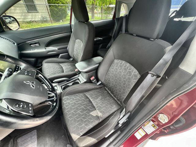 Used 2021 Mitsubishi Outlander Sport SE FWD image 18