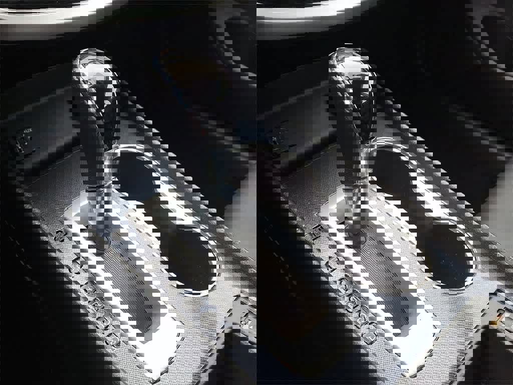 Used 2018 Nissan Altima 2.5 SR w/ SR Midnight Edition image 12