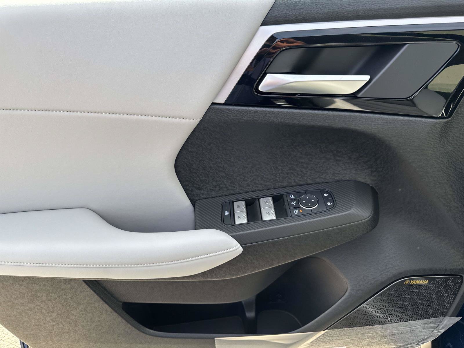 New 2026 Mitsubishi Outlander SE FWD image 13