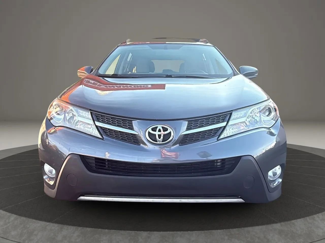 Used 2015 Toyota RAV4 XLE image 4