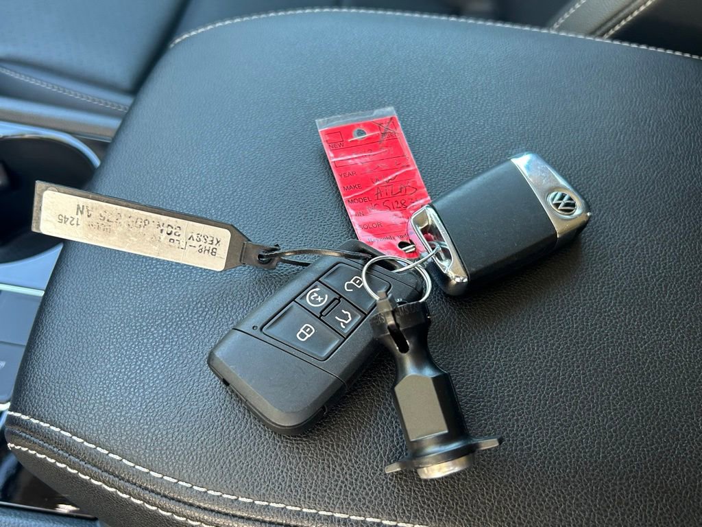 Used 2022 Volkswagen Atlas SE image 53