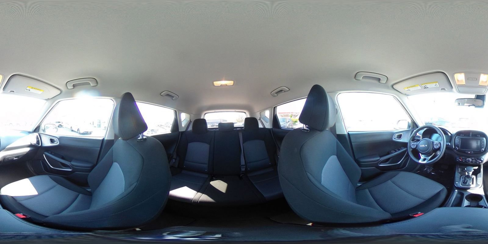 Used 2025 Kia Soul LX w/ LX Technology Package image 42