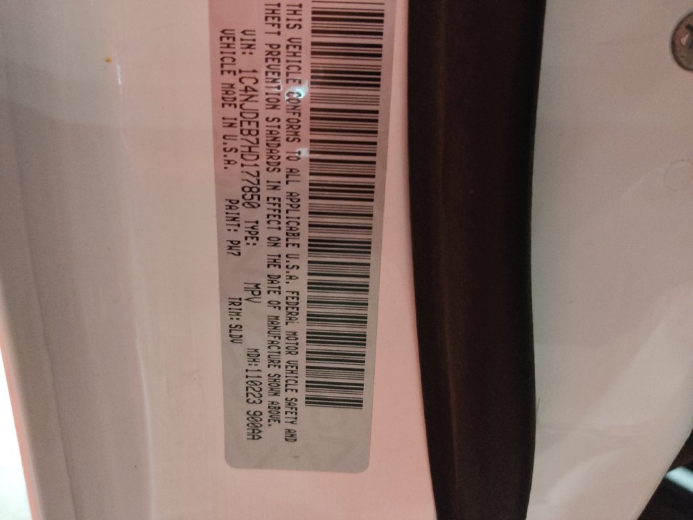 Used 2017 Jeep Compass High Altitude image 33