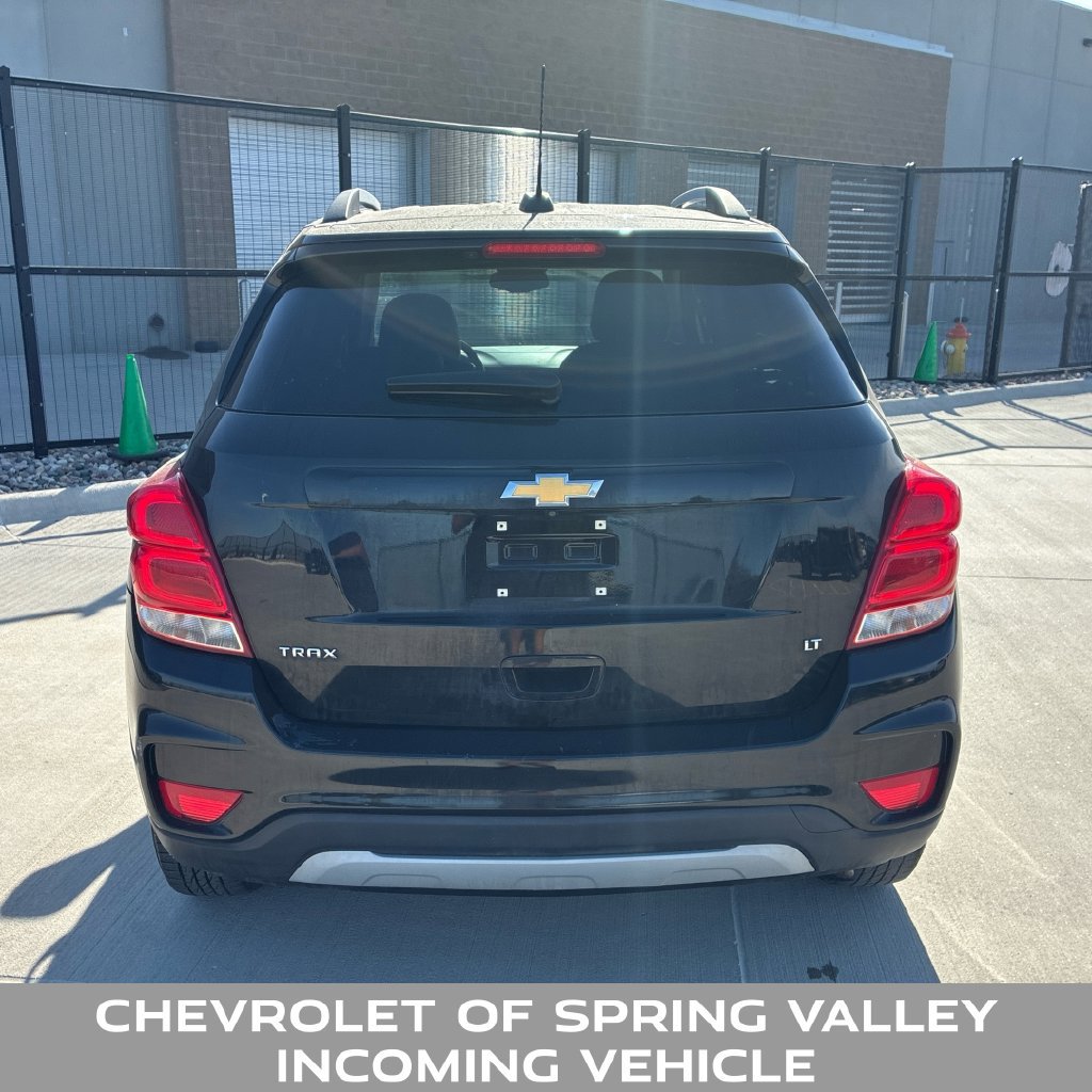 Used 2020 Chevrolet Trax LT w/ LT Convenience Package FWD image 4