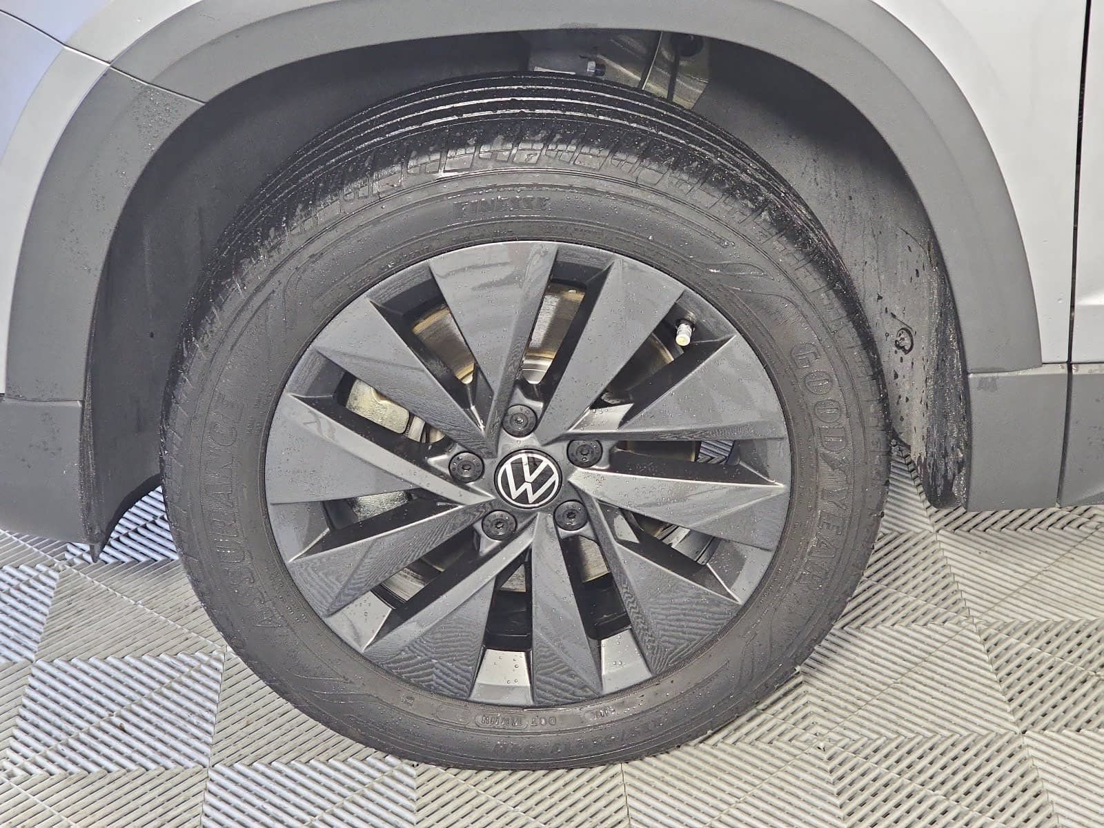 Used 2023 Volkswagen Taos S FWD image 10
