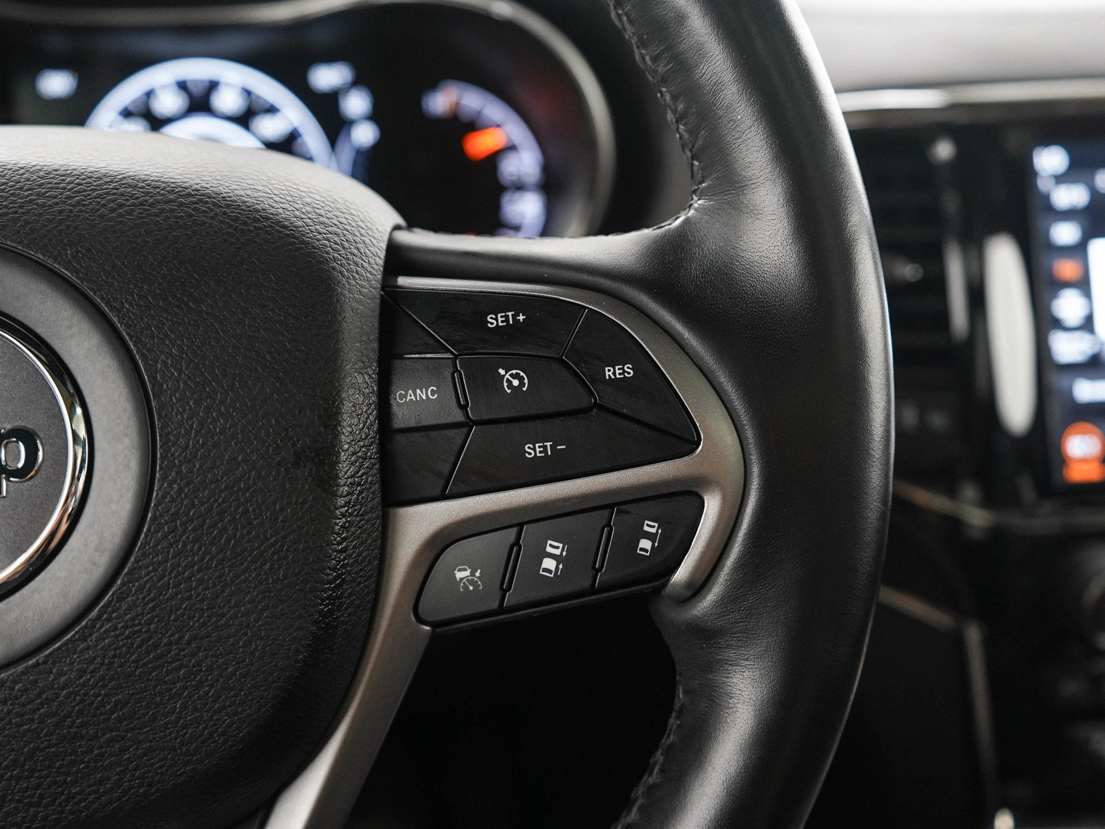 Used 2021 Jeep Grand Cherokee High Altitude AWD/4WD image 26