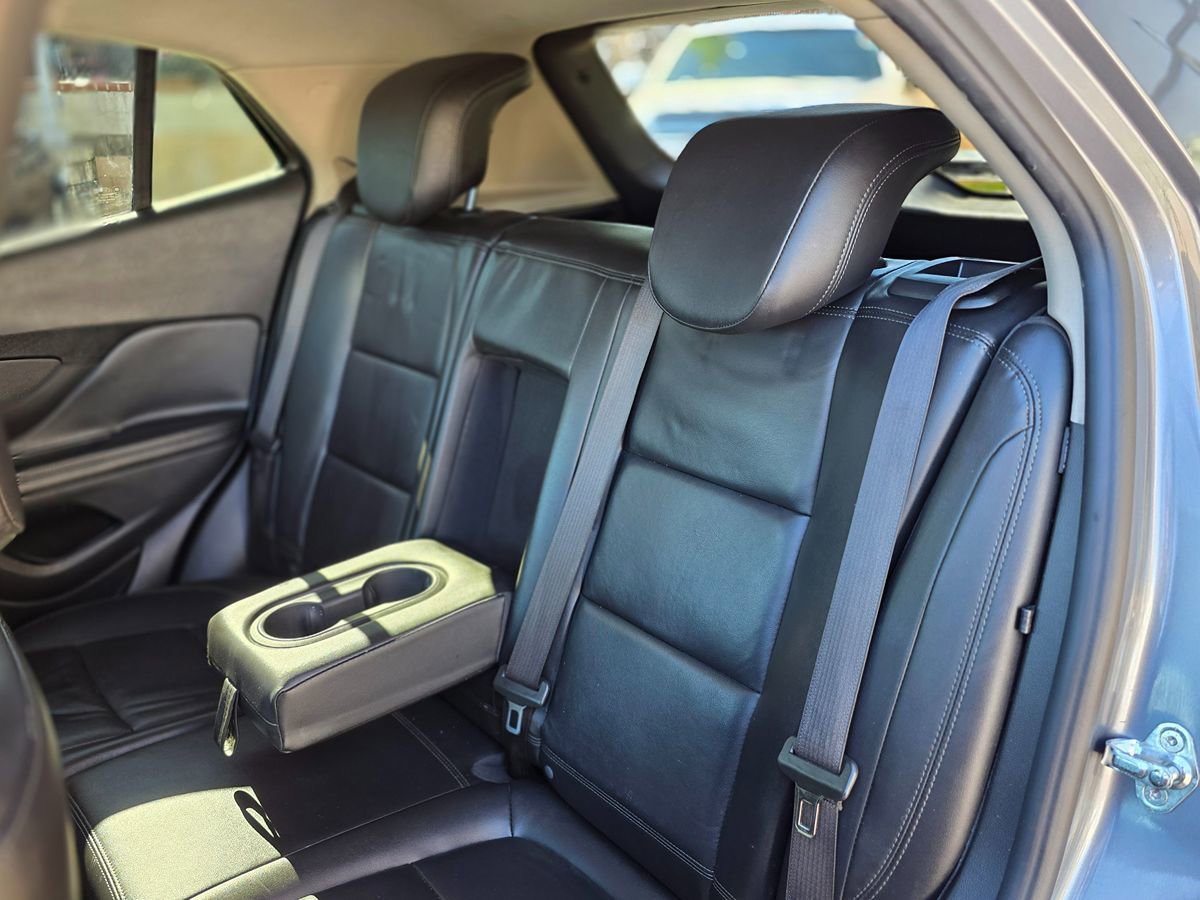 Used 2019 Buick Encore Essence AWD/4WD image 25