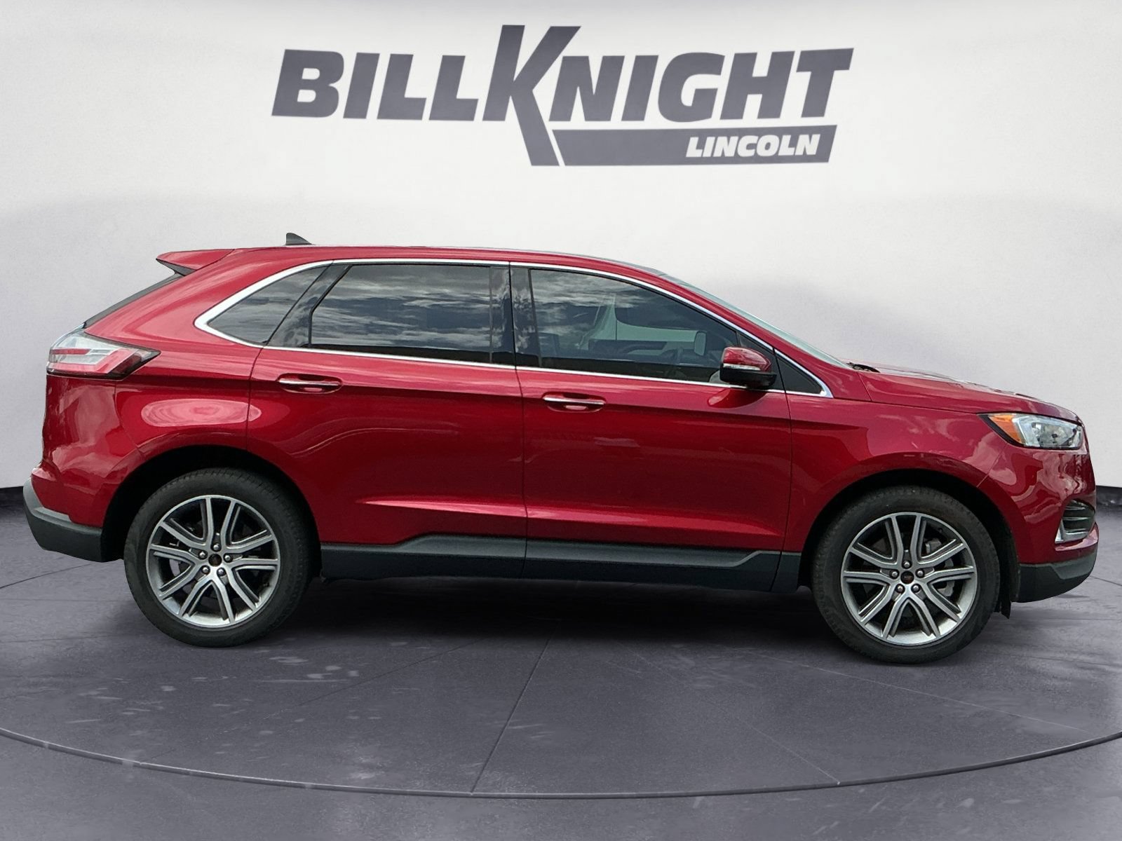 Used 2023 Ford Edge Titanium AWD/4WD image 6