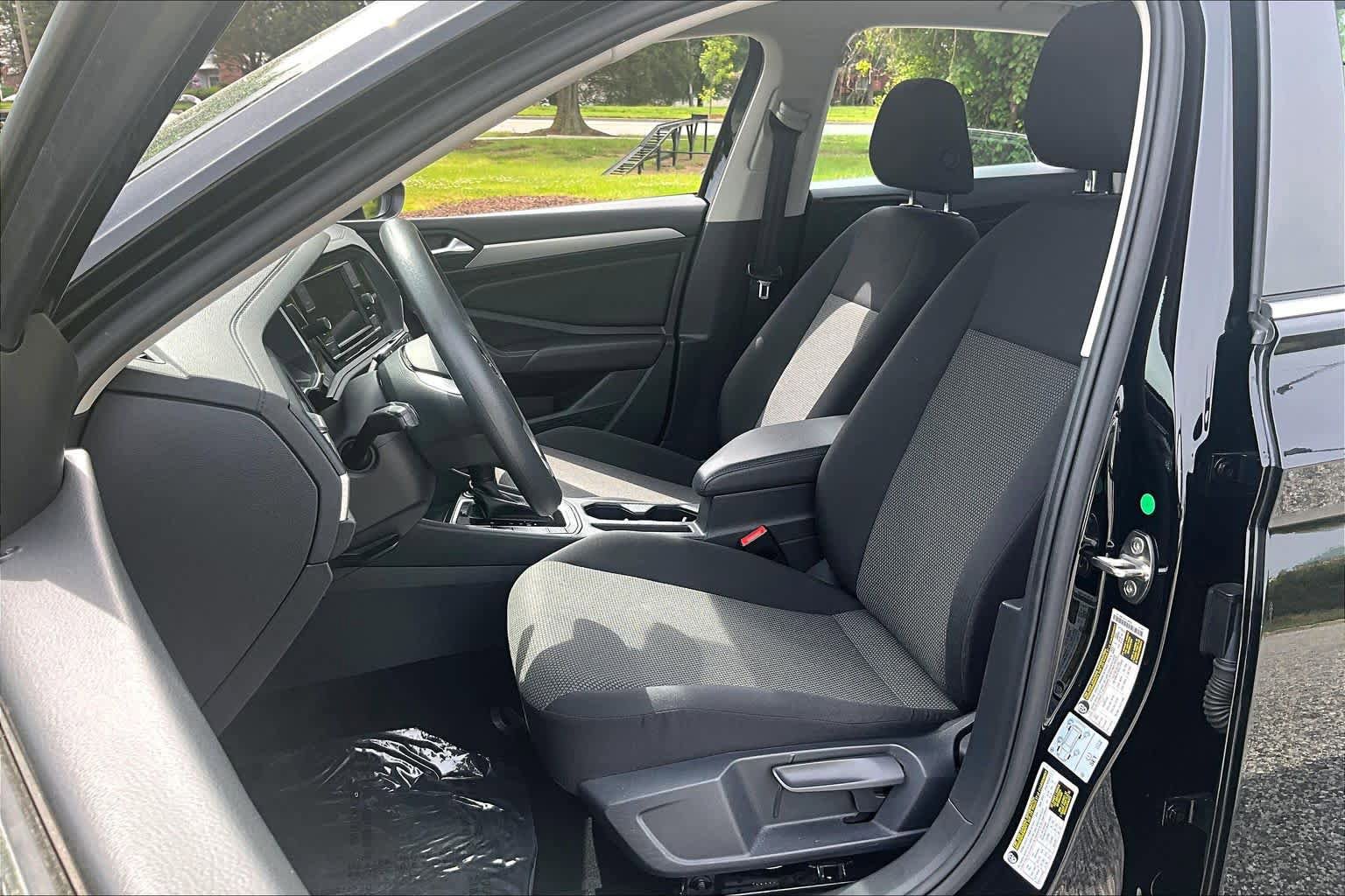 Used 2020 Volkswagen Jetta S w/ Driver Assistance Package FWD image 8
