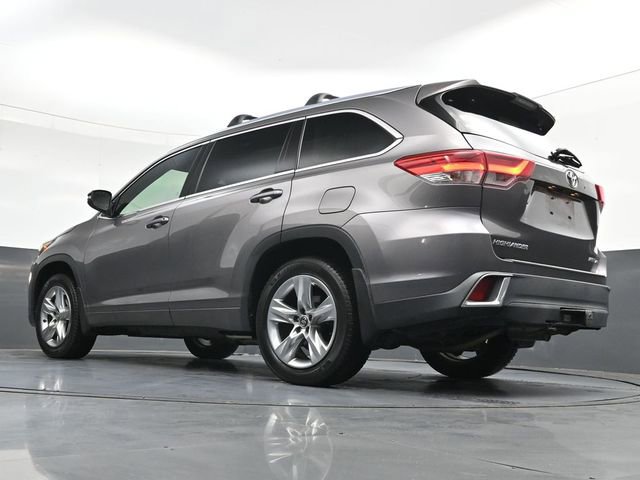 Used 2018 Toyota Highlander Limited AWD/4WD image 33