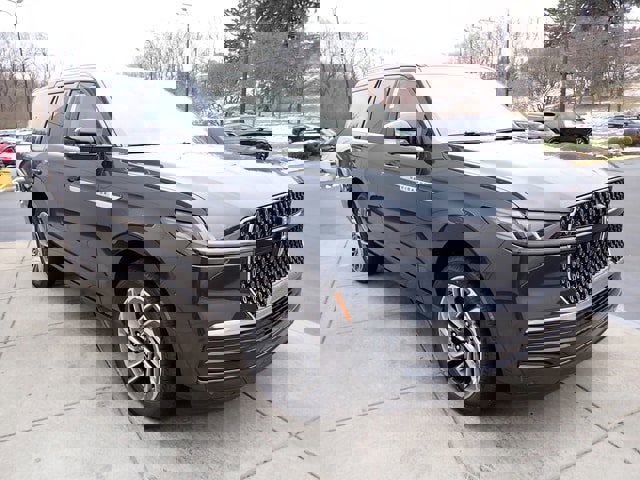 New 2025 Lincoln Navigator Reserve image 15