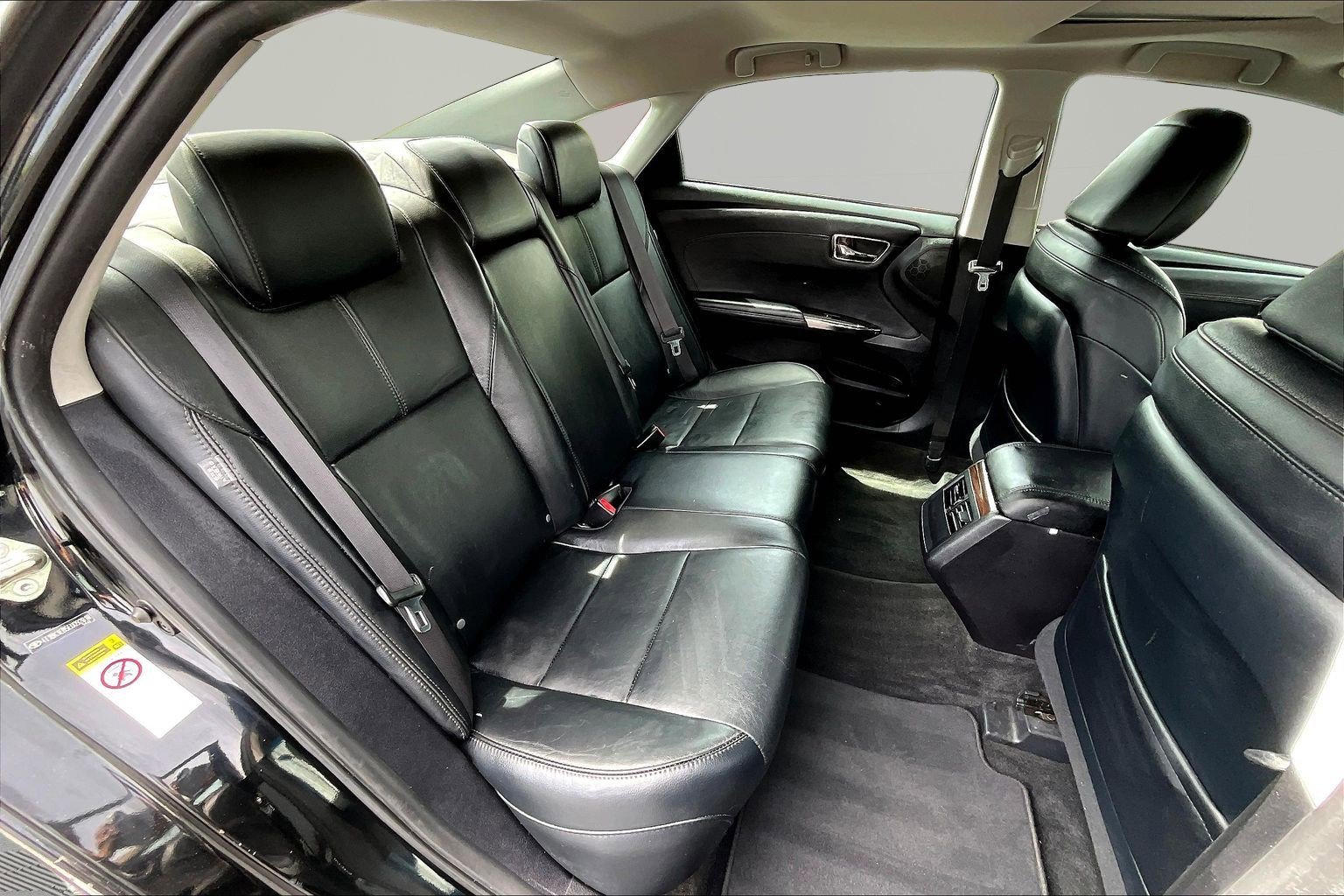 Used 2014 Toyota Avalon XLE Touring FWD image 25