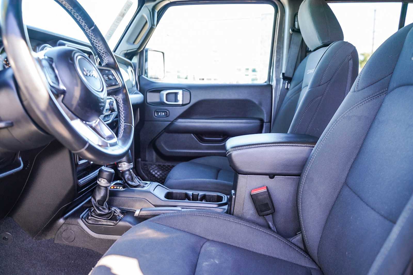 Used 2022 Jeep Wrangler Unlimited Sahara image 16