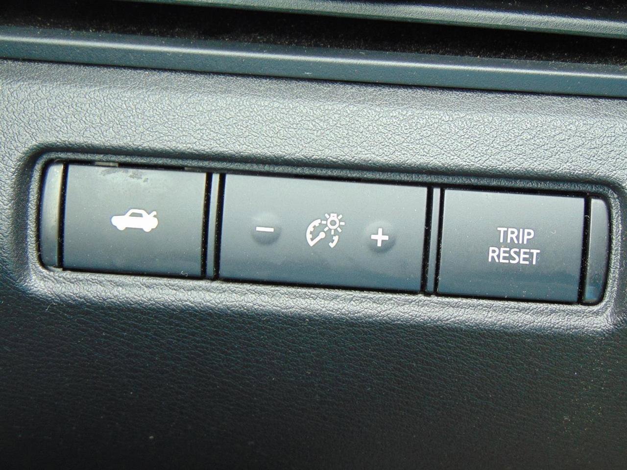 Used 2024 Nissan Altima 2.5 SV FWD image 36