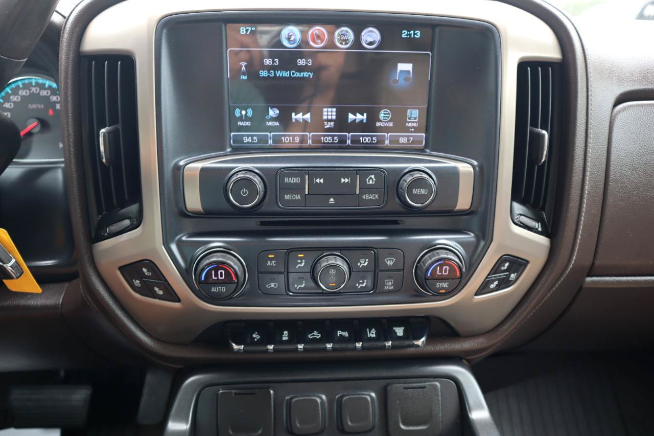 Used 2018 GMC Sierra 3500 Denali w/ Duramax Plus Package AWD/4WD image 11